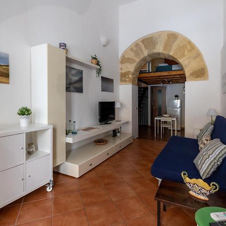 Apartamento La Casa Del Cacciatore - Alloggio Con Terrazzo Palermo Exterior foto