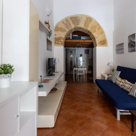Apartamento La Casa Del Cacciatore - Alloggio Con Terrazzo Palermo Exterior foto