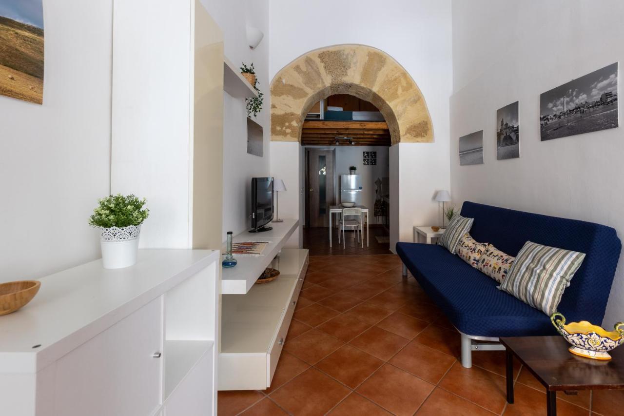 Apartamento La Casa Del Cacciatore - Alloggio Con Terrazzo Palermo Exterior foto