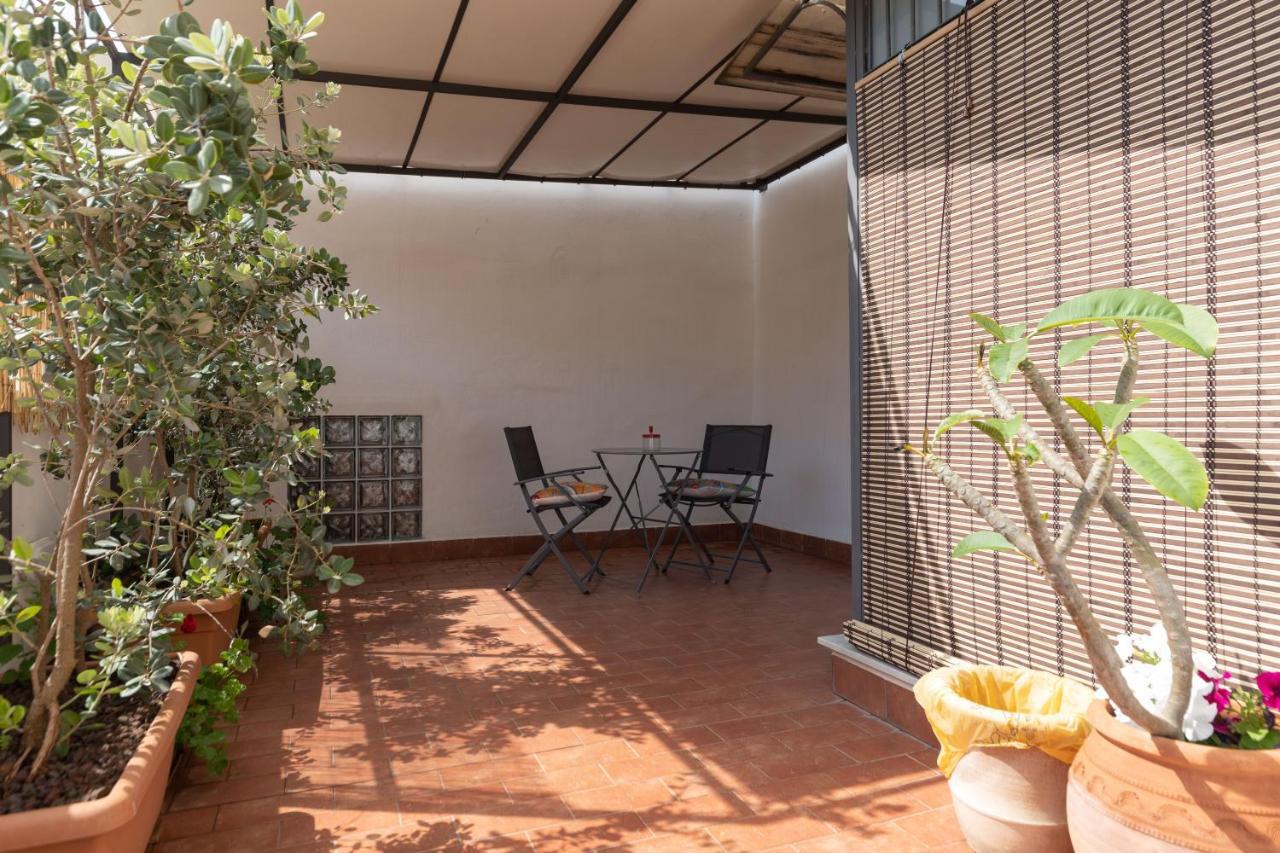 Apartamento La Casa Del Cacciatore - Alloggio Con Terrazzo Palermo Exterior foto