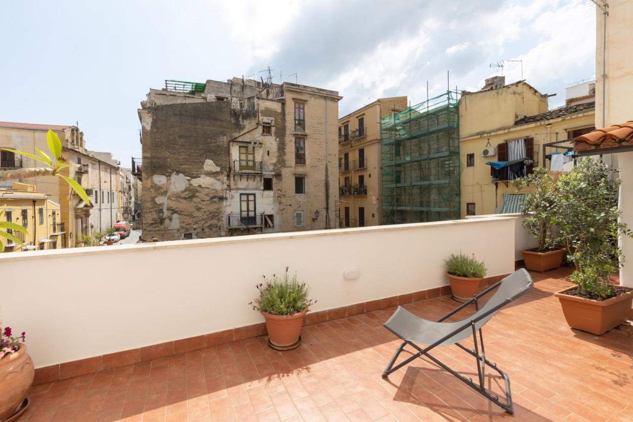 Apartamento La Casa Del Cacciatore - Alloggio Con Terrazzo Palermo Exterior foto